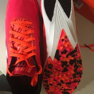 Brooks running Mach 18 spikeless running shoes